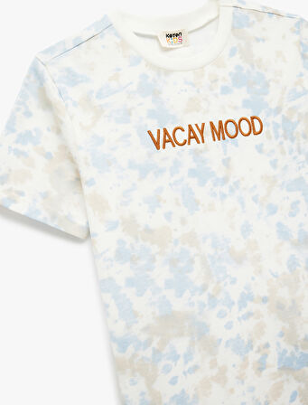 Nakış Detaylı Kısa Kollu Bisiklet Yaka Pamuklu Tişört