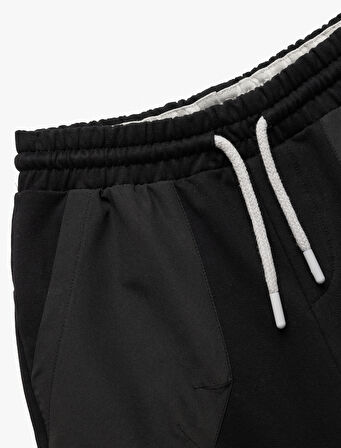 Pamuklu Beli Bağcıklı Cep Detaylı Basic Şort