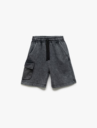 Pamuklu Kapaklı Cep Detaylı Beli Lastikli Şort