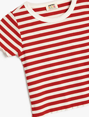 Kısa Kollu Bisiklet Yaka Çizgili Crop Tişört