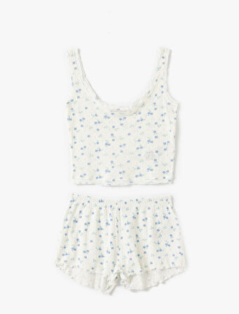 Çiçek Desenli Pamuklu Kadın Şortlu Pijama Takımı