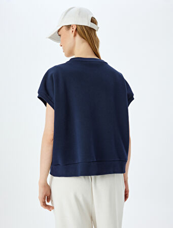 Oversize Kolsuz V Yaka Slogan İşlemeli Şardonlu Sweatshirt