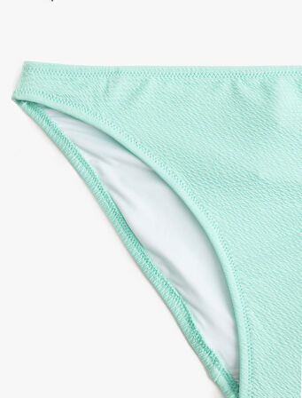 Dokulu Astarlı Klasik Bikini Altı