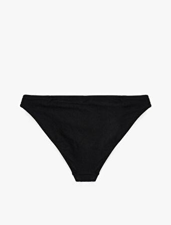 Dokulu Klasik Bikini Altı