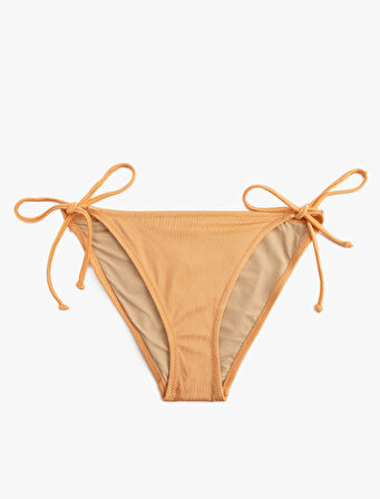Astarlı Parlak Yanları Bağlamalı İpli Bikini Altı