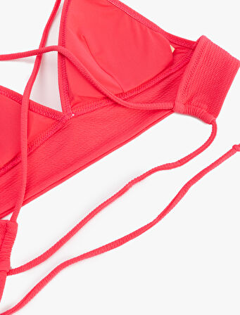 Arkası Çapraz Askılı Bağlama Detaylı Bralet Bikini Üstü