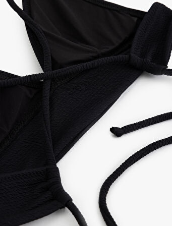Arkası Çapraz Askılı Bağlama Detaylı Bralet Bikini Üstü