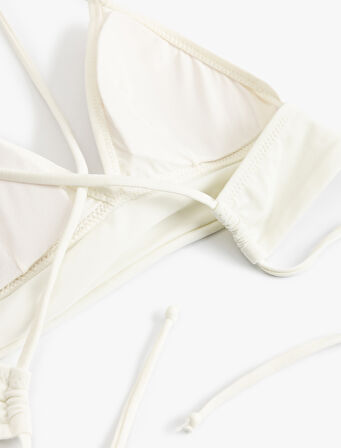 Bağlama Detaylı Arkası Çapraz Askılı Bralet Bikini Üstü