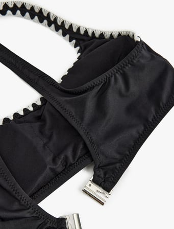 Astarlı Hafif Destekli Kroşe Detaylı U Yaka Bralet Bikini Üstü