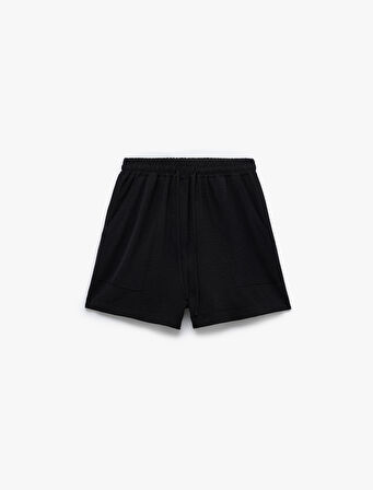 Beli Bağcıklı Cepli Mini Şort