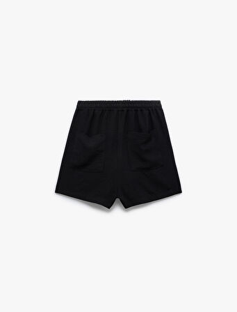 Beli Bağcıklı Cepli Mini Şort