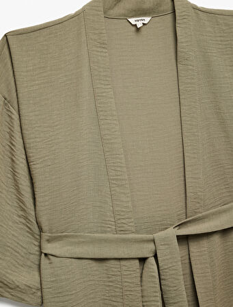 Kruvaze Beli Bağcıklı Kısa Geniş Kollu Kimono