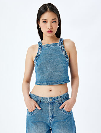 Taş Detaylı Sırtı Bağcıklı Crop Kolsuz Denim Bluz