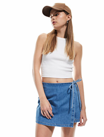 Pamuklu Bağlama Detaylı Mini Denim Şort Etek