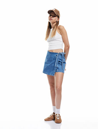 Pamuklu Bağlama Detaylı Mini Denim Şort Etek