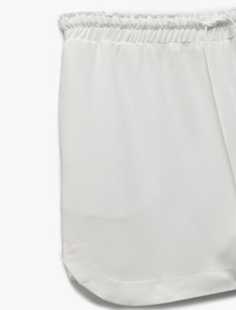 Bağcıklı Cepli Keten ve ViskonKarışımlı Mini Şort