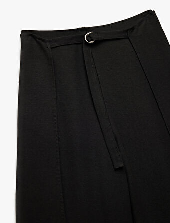 Keten Karışımlı Nervürlü Kemer Detaylı Geniş Paça Pantolon