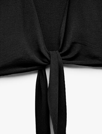Kısa Kollu Kruvaze Yaka Bağlama Detaylı Oversize Kimono