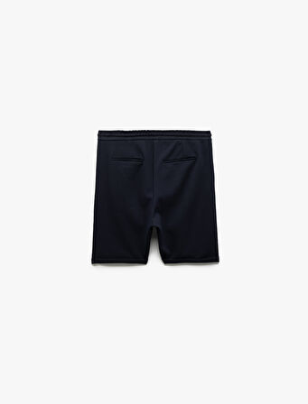 Bermuda Pike Kumaş Pileli Beli Bağcıklı Şort