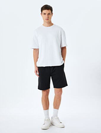 Cep Detaylı Bermuda Beli Bağcıklı Şort