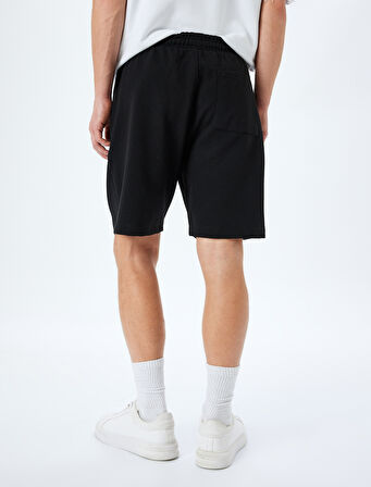 Cep Detaylı Bermuda Beli Bağcıklı Şort