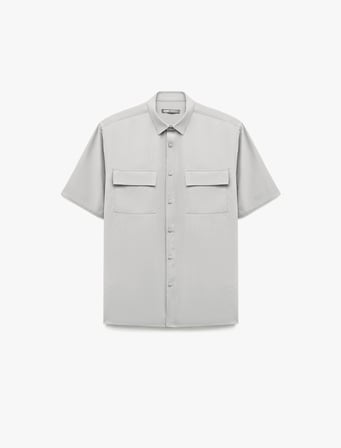 Düğmeli Klasik Yaka Kapaklı Cep Detaylı Rayon Regular Fit Viskon Kısa Kollu Gömlek