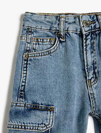 Kapaklı Cep Detaylı Pamuklu Oversize Denim Şort