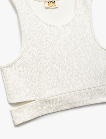 Pencere Detaylı Slim Fit Bürümcük Kolsuz Bisiklet Yaka Crop Atlet
