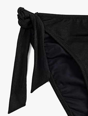 Yanları Bağlama Detaylı Düşük Bel Bikini Altı
