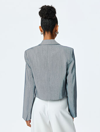 Uzun Kollu Düğmeli Kruvaze Yaka Crop Blazer Ceket
