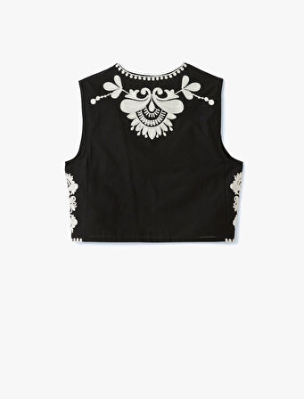 Aplike Nakışlı Bisiklet Yaka Kolsuz Crop Yelek