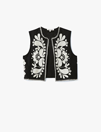 Aplike Nakışlı Bisiklet Yaka Kolsuz Crop Yelek