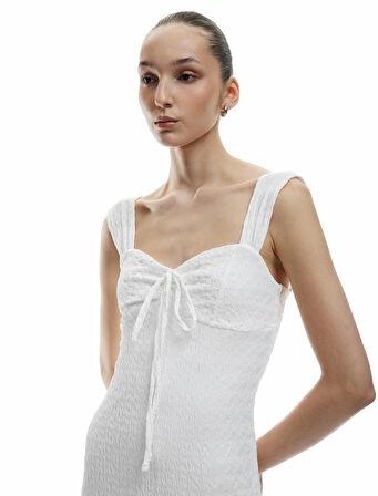Kalp Yaka Kolsuz Bodycon Yırtmaç Detaylı Uzun Elbise