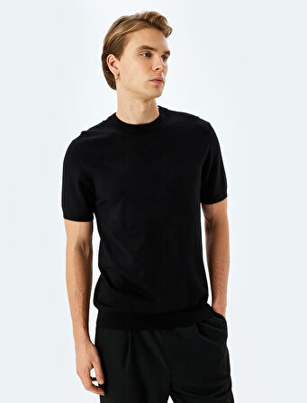 Regular Fit Bisiklet Yaka Viskon Basic Kısa Kollu Triko Tişört