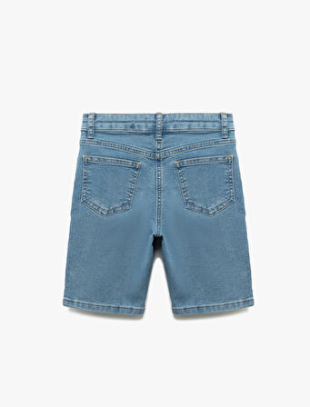 Pamuklu Cep Detaylı Slim Fit Denim Şort