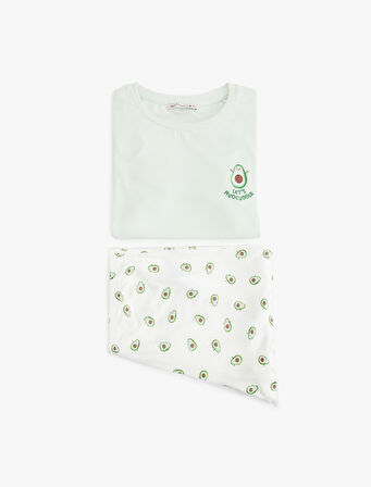 Viskon Avokado Baskılı Şortlu Pijama Takımı