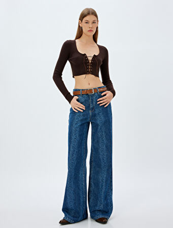 Koton X Zeynep Bastık - Crop Triko Kazak Önden Çapraz Bağcık Detaylı Uzun Kollu U Yaka