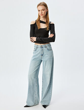 Uzun Kollu Tişört Crop Pencere Detaylı Kemerli