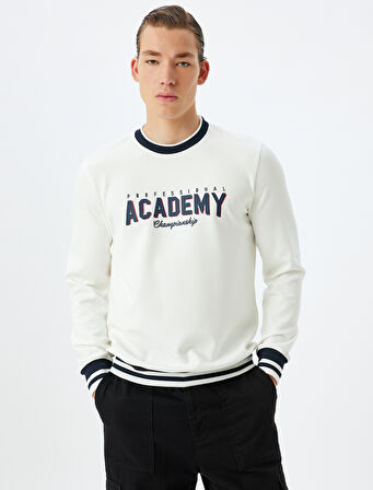 Bisiklet Yaka Sweatshirt Kolej Nakışlı İnterlok Kumaş Pamuk Karışımlı