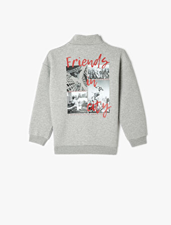 Sweatshirt Dik Yaka Yarım Fermuarlı Cepli Baskı Detaylı