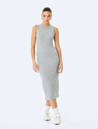 Bisiklet Yaka Kolsuz Slim Fit Midi Kalem Elbise