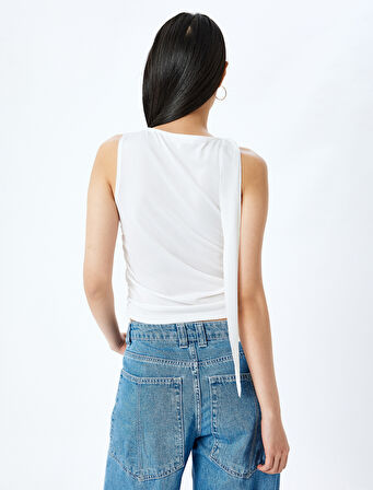 Bağlama Detaylı Kolsuz Slim Fit Bisiklet Yaka Üst