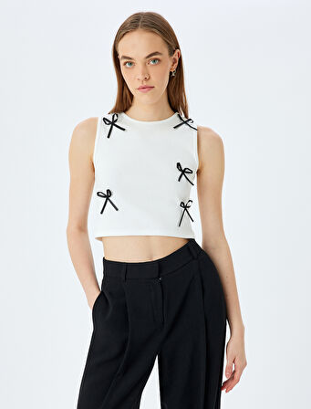 Fiyonklu Bisiklet Yaka Kolsuz Crop Üst