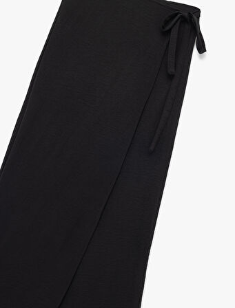 Beli Bağlamalı Rahat Kesim Geniş Paça Pantolon