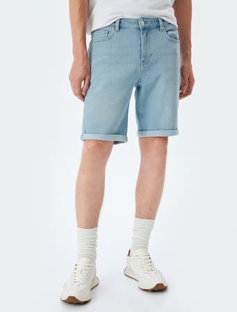 Bermuda Pamuklu Cep Detaylı Slim Fit Kot Şort