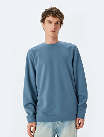 Bisiklet Yaka Basic Pamuk Karışımlı Minimal Baskılı Sweatshirt