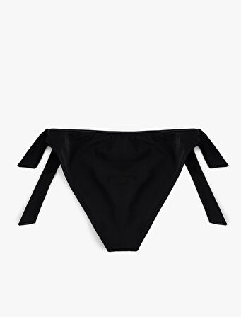 Astarlı Yanları Bağlama Detaylı Bikini Altı