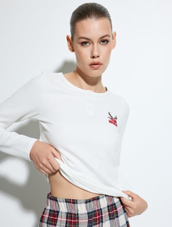 Yılbaşı Temalı Uzun Kollu Bisiklet Yaka Pamuklu Pijama Üstü