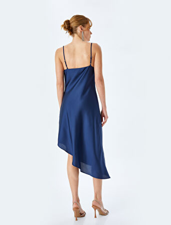 İp Askılı Degaje Yaka Asimetrik Midi Slip Saten Elbise