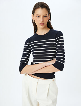 Yuvarlak Yaka 3/4 Uzun Kollu Çizgili Triko Kazak